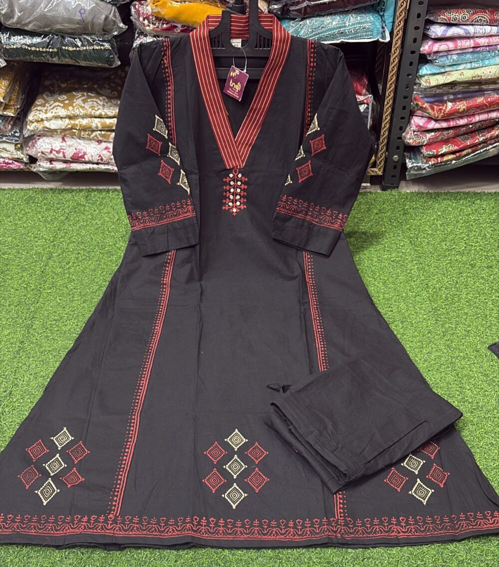 Black colour Pure cotton long cord set - Image 2